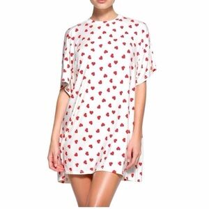 SKIMS White and Red Heart Pajama Top